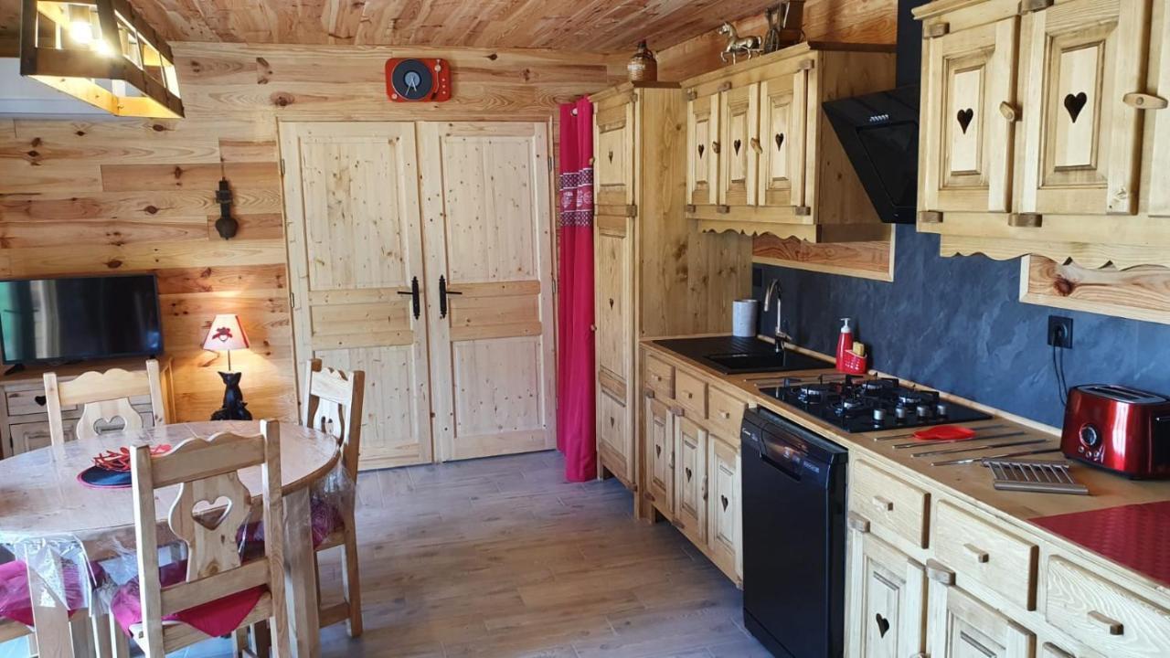Chez Lavalou Gite 4* Chaleureux En Bois Lannemezan Kültér fotó