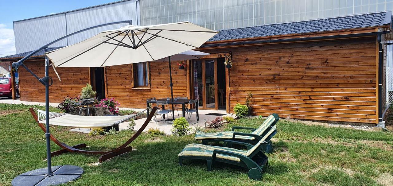 Chez Lavalou Gite 4* Chaleureux En Bois Lannemezan Kültér fotó
